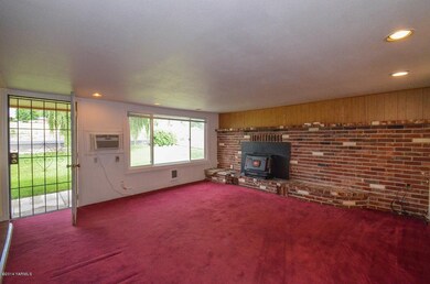Spacious Living Room