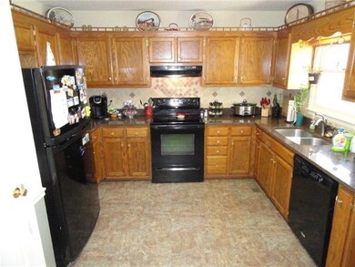 159 Cessna Ln, Shelbyville, TN 37160 - photo 7