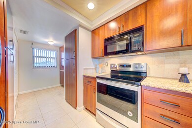 kitchen with stainless appliances (15)