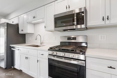 4732 E Cypress St, Phoenix, AZ 85008 - photo 6