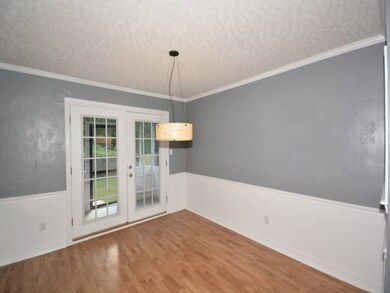 Breakfast Room