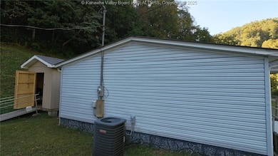 240 Dingess Fork, Cyclone, WV 24827 - photo 6