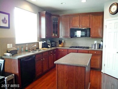 4071 Presidential Hill Loop, Dumfries, VA 22025 - photo 4