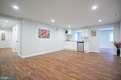 1210 Hillcreek Rd, Pasadena, MD 21122 - photo 7