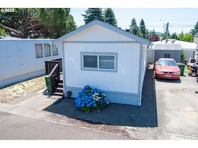 10901 SE Powell Blvd unit 33, Portland, OR 97266 - photo 2