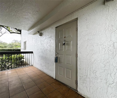 701 N Pine Island Rd unit 101, Plantation, FL 33324 - photo 3