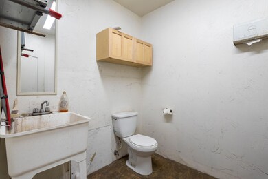 5707 Sacramento Ave, Dunsmuir, CA 96025 - photo 5