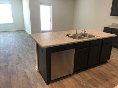 132 E Pecan St, Crawfordville, FL 32327 - photo 4