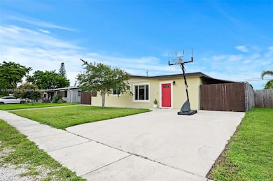 5641 SW 37th Ct, Davie, FL 33314 - photo 2