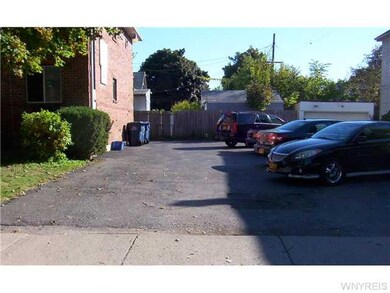 Parking Lot/Garage 4-5 parking spaces for tenants 