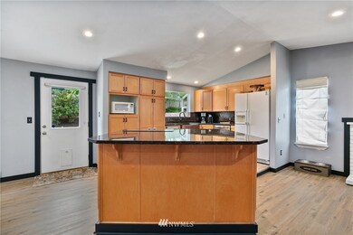 7403 7th Dr W, Everett, WA 98203 - photo 6