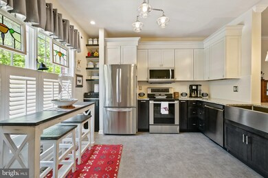 11847 Sherbourne Dr, Lutherville Timonium, MD 21093 - photo 3