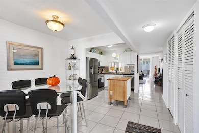 Island Club Condominiums unit 103-L, Pompano Beach, FL 33062 - photo 2