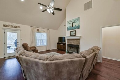 105 Canal St, Corsicana, TX 75109 - photo 7