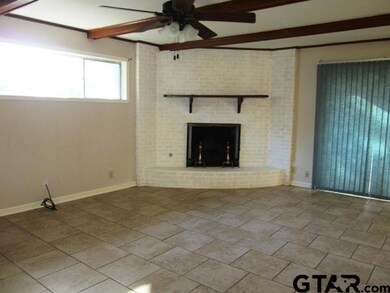 3409 3409 Lynnwood Dr, Tyler, TX 75701 - photo 7