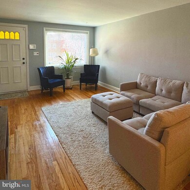 4303 Eldone Rd, Baltimore, MD 21229 - photo 4