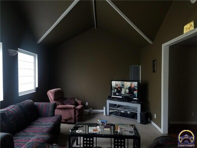 2424 SW Mission Ave, Topeka, KS 66614 - photo 4