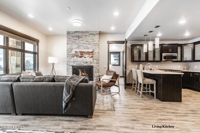 Living Room -3