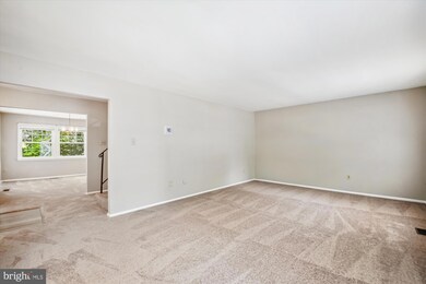 1700 Gaffney Ct, Crofton, MD 21114 - photo 5