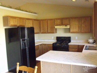 938 Wheatfield Ln, Churubusco, IN 46723 - photo 4