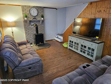 222 Nadine Blvd, Pocono Summit, PA 18346 - photo 5