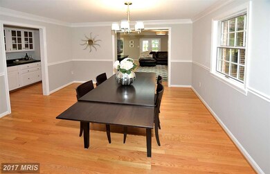 6528 Oakwood Dr, Falls Church, VA 22041 - photo 5