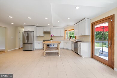 14 Berkshire Dr, Princeton Junction, NJ 08550 - photo 4