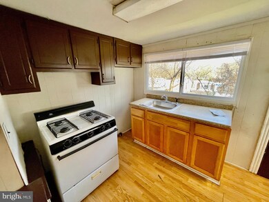 472 Potterton Heights, Philadelphia, PA 19144 - photo 5