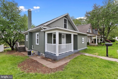 1538 E Derry Rd, Hershey, PA 17033 - photo 2