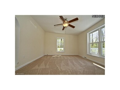 LIVNG ROOM