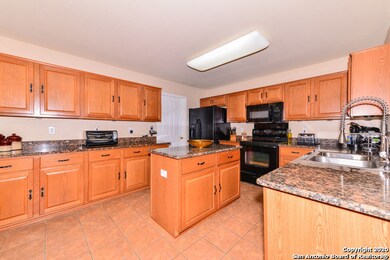 10314 Wild Rose Bay, San Antonio, TX 78254 - photo 6