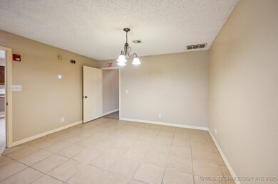 5020 E 33rd St, Tulsa, OK 74135 - photo 7