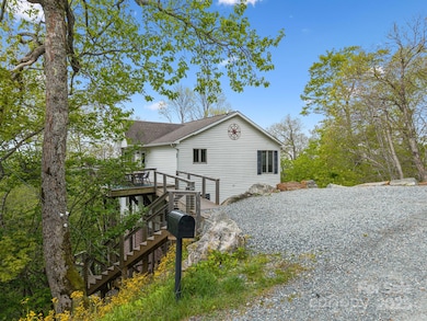 114 Spruce Hollow Rd, Beech Mountain, NC 28604 - photo 2