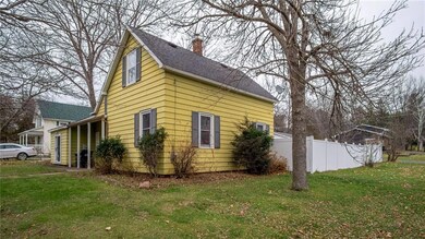 1720 11th St E, Menomonie, WI 54751 - photo 3