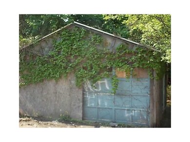 Parking Lot/Garage.
