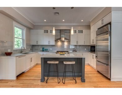 90 Babcock St unit B, Brookline, MA 02446 - photo 2