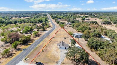 1030 S Reno Rd, Springtown, TX 76082 - photo 4