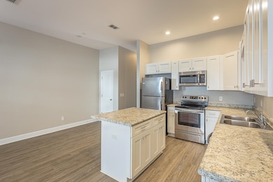 2170 Capital Cir SE unit Multiple, Tallahassee, FL 32301 - photo 6