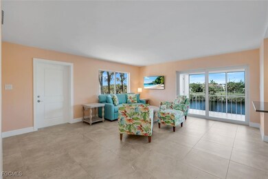 1610 Middle Gulf Dr unit B3, Sanibel, FL 33957 - photo 3