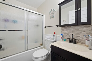 10 Flanders St, Enfield, NH 03748 - photo 7