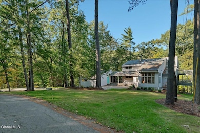 79 Cole Ln, Troy, NY 12180 - photo 3