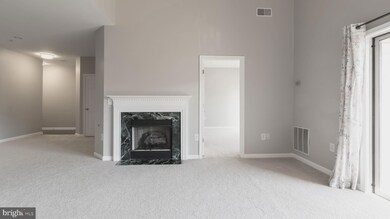 11338 Westbrook Mill Ln unit 303, Fairfax, VA 22030 - photo 7