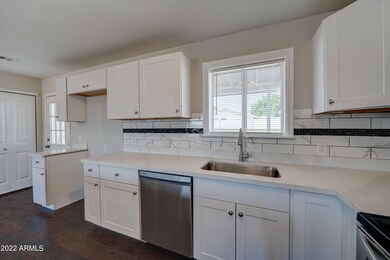 621 N 94th Pl-7