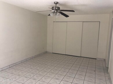 711 N Country Club Way, Chandler, AZ 85226 - photo 3