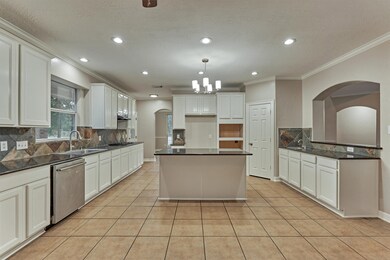 2311 Legends Peak Dr, Spring, TX 77386 - photo 4