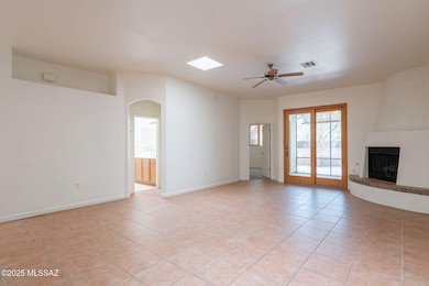 116 Calle Barrio de Tubac, Tubac, AZ 85646 - photo 7