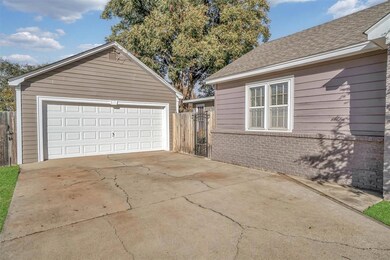 821 E Elm St, Altus, OK 73521 - photo 5