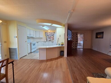 6190 62nd Ave N unit 75, Pinellas Park, FL 33781 - photo 3