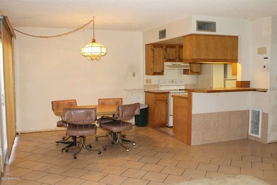 Open Kitchen