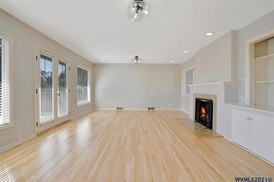 2840 Mountain View Dr S, Salem, OR 97302 - photo 6